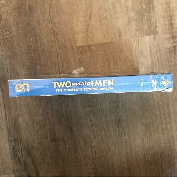 4/$25 DVD Set Two and a Half Men Season 2 - Picture 3 of 3